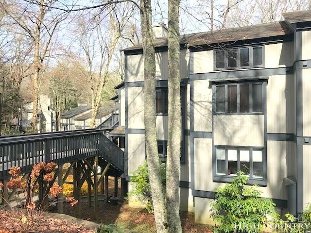 150 Glenwood Lane - Photo 1