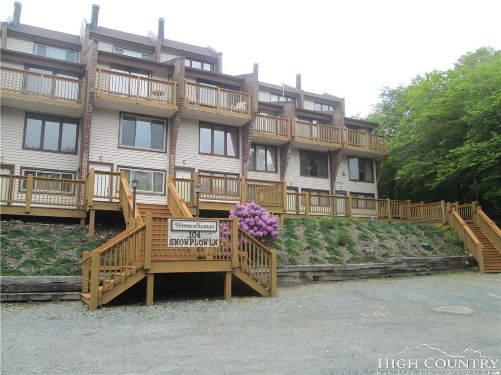 104 Snowplow Lane - Photo 1