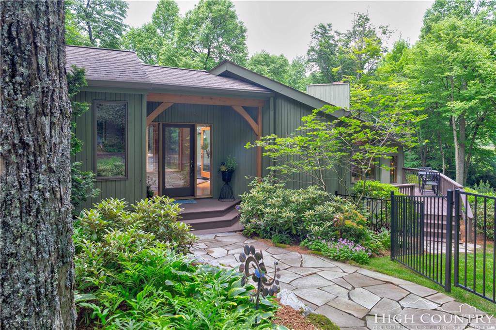 335 Cool Springs Drive - Photo 1