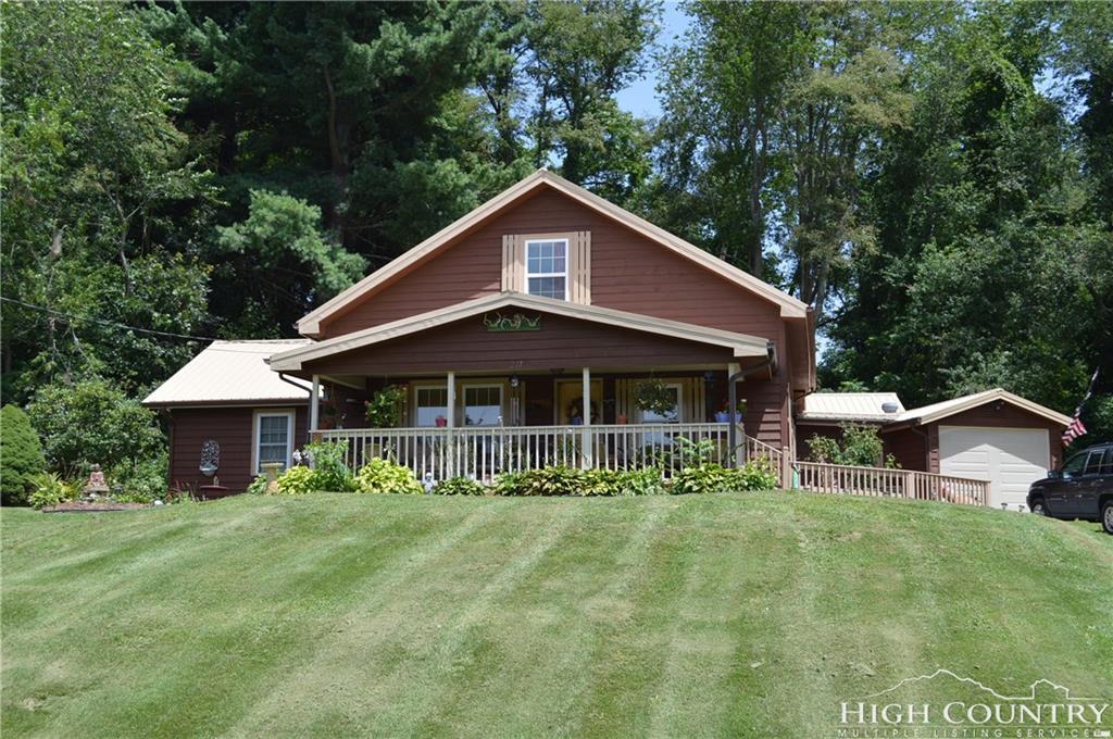 237 Duncan Street - Photo 1