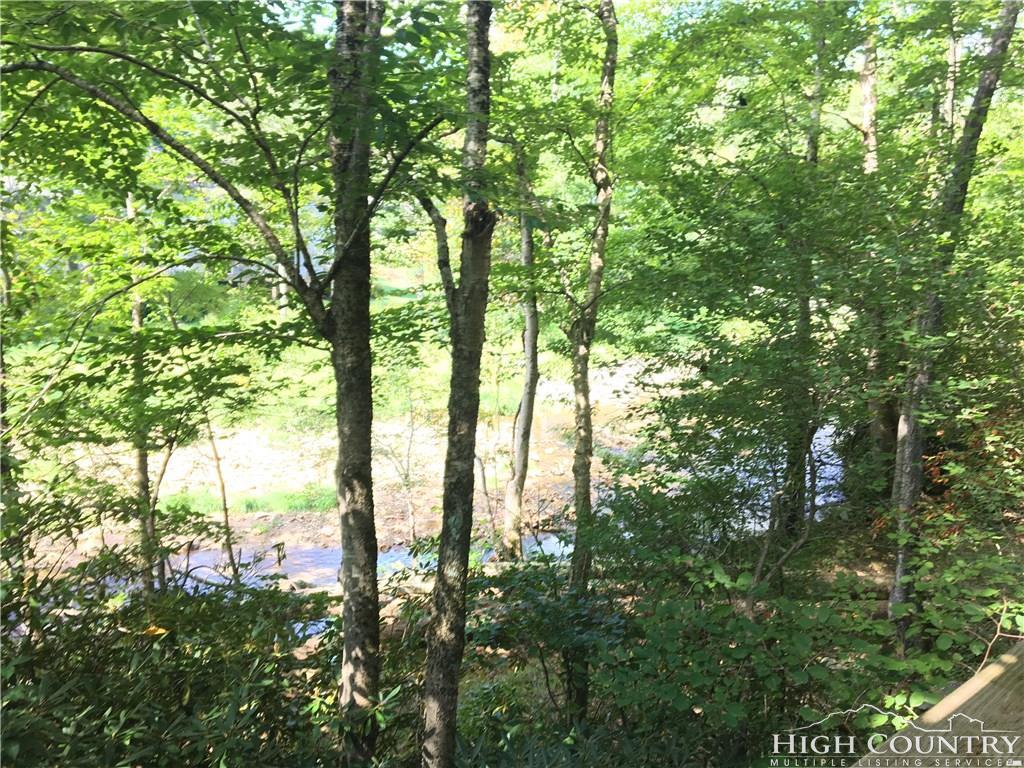 9315 Nc Highway 105 - Photo 1