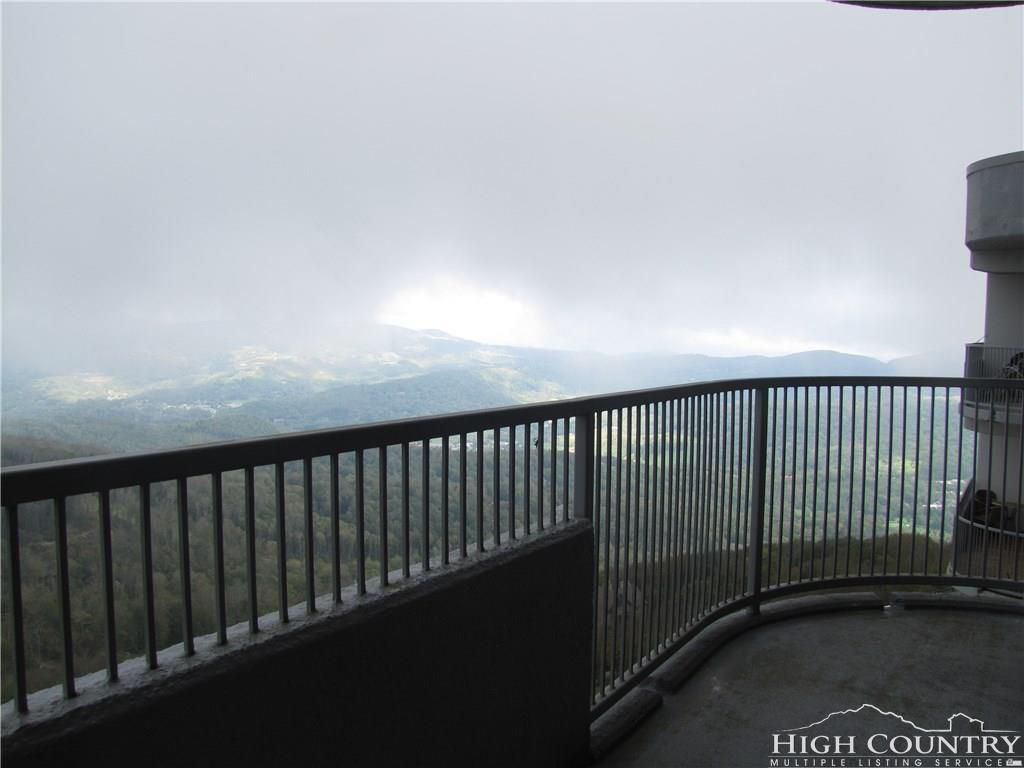 303 Sugar Top Drive - Photo 1