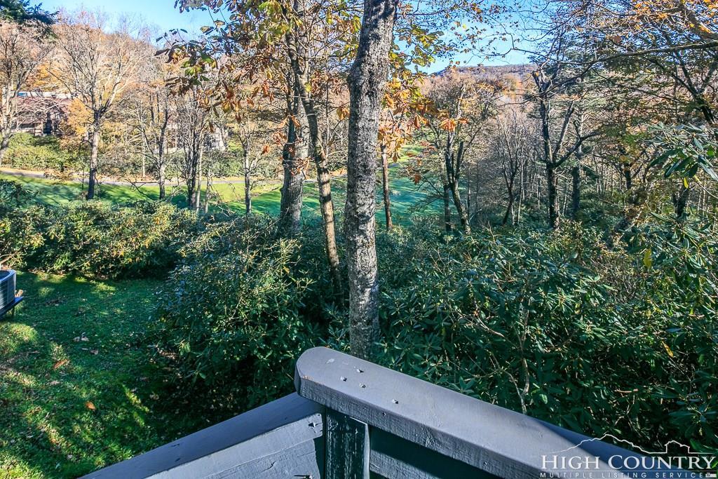 150 Glenwood Lane - Photo 1