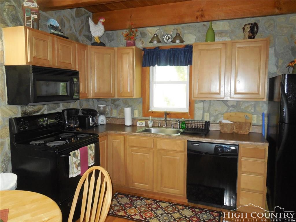 126 Gilliam - Photo 1