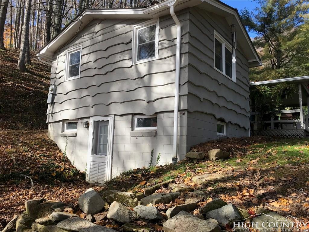 5484 Nc Highway 194 South - Photo 1