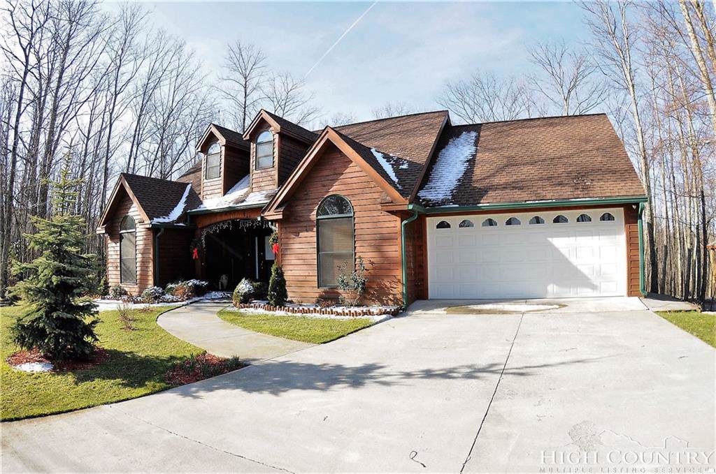 717 Pine Ridge Road - Photo 1