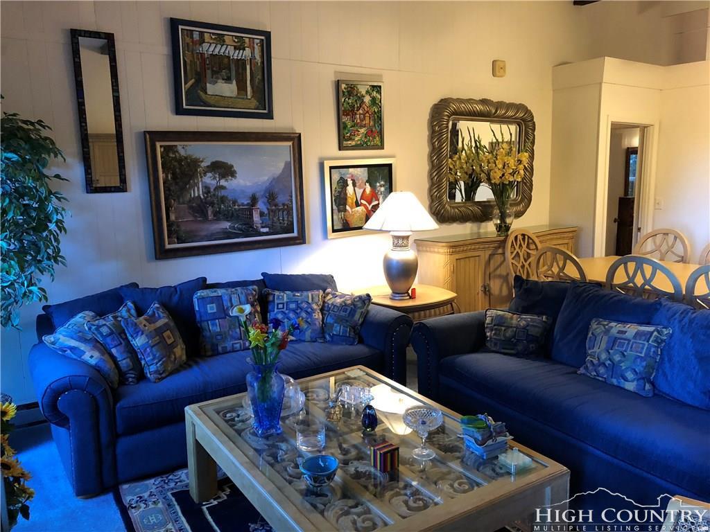 117 Greenbriar Road - Photo 1