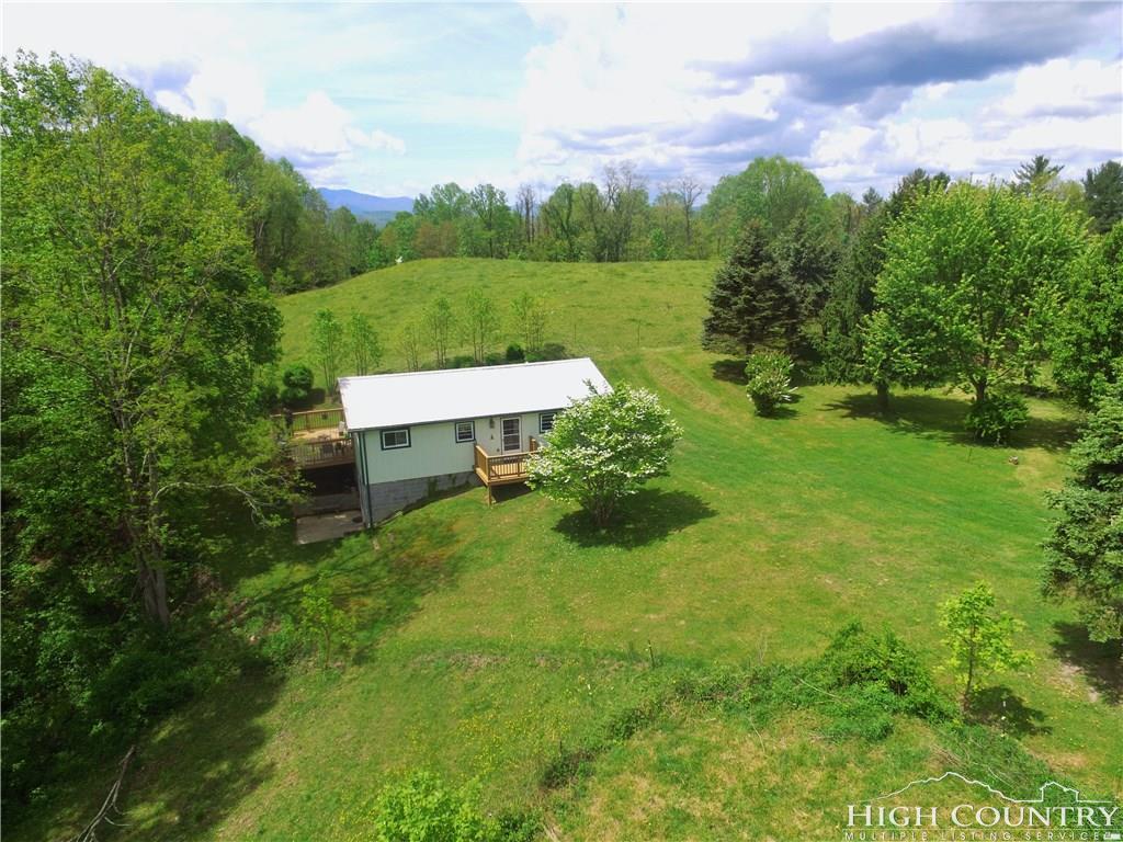 325 Mitchell Hill Lane - Photo 1