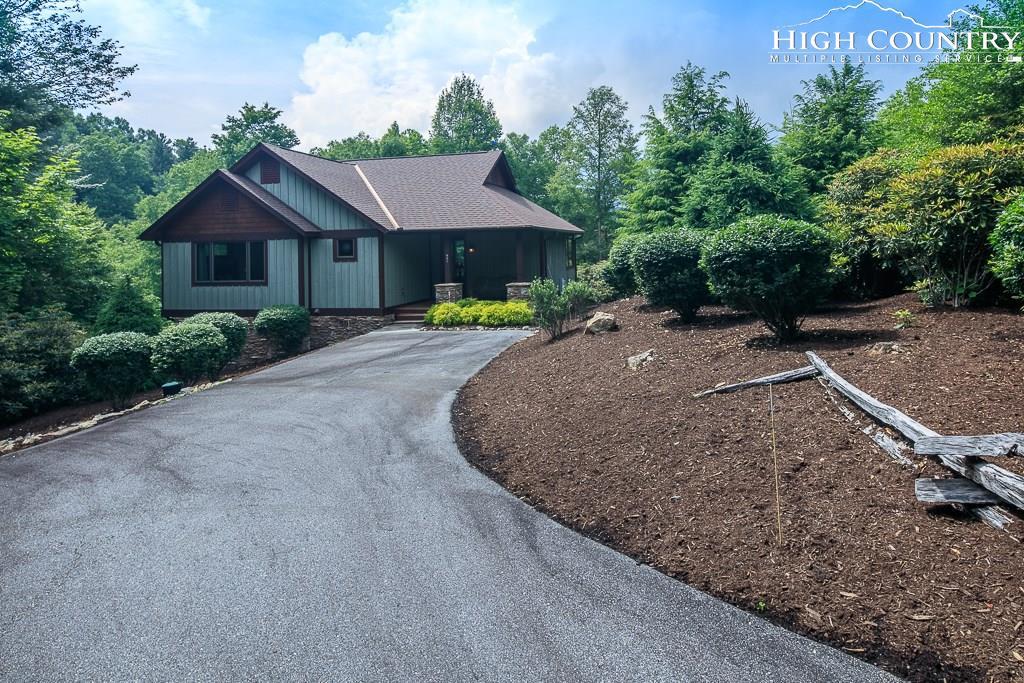 605 Woodlake Loop Road - Photo 1