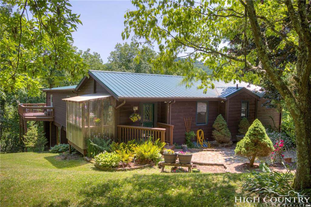 717 Ayers Road - Photo 1