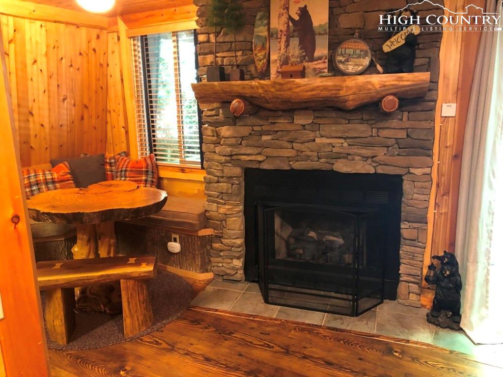64 Creekside Drive - Photo 1