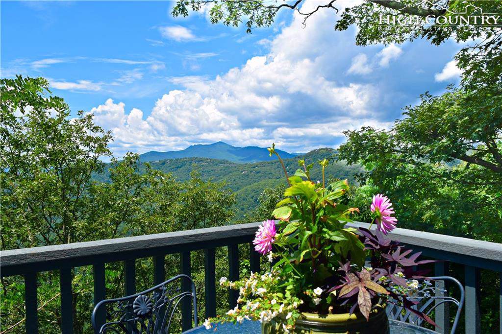 861 Wonderland Trail - Photo 1