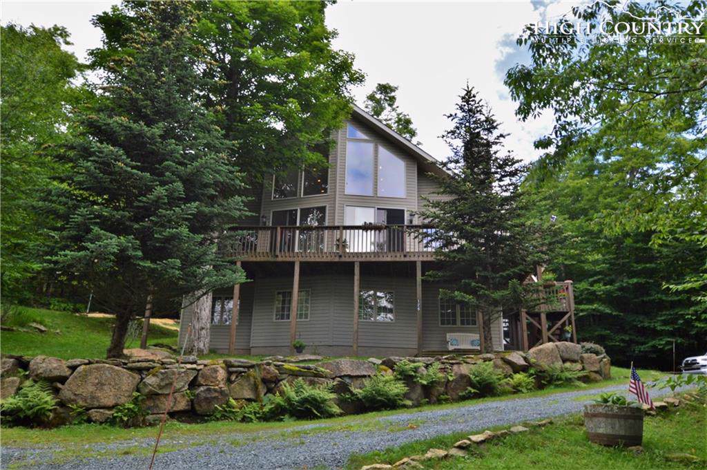 129 Spruce Hollow Road - Photo 1