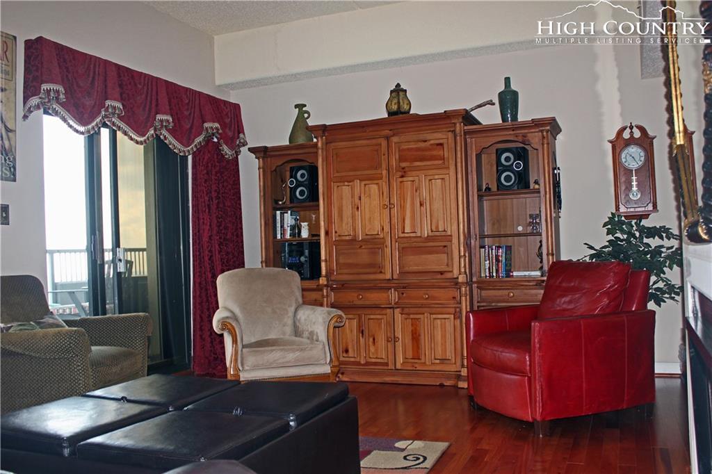 303 Sugar Top Dr - Photo 1