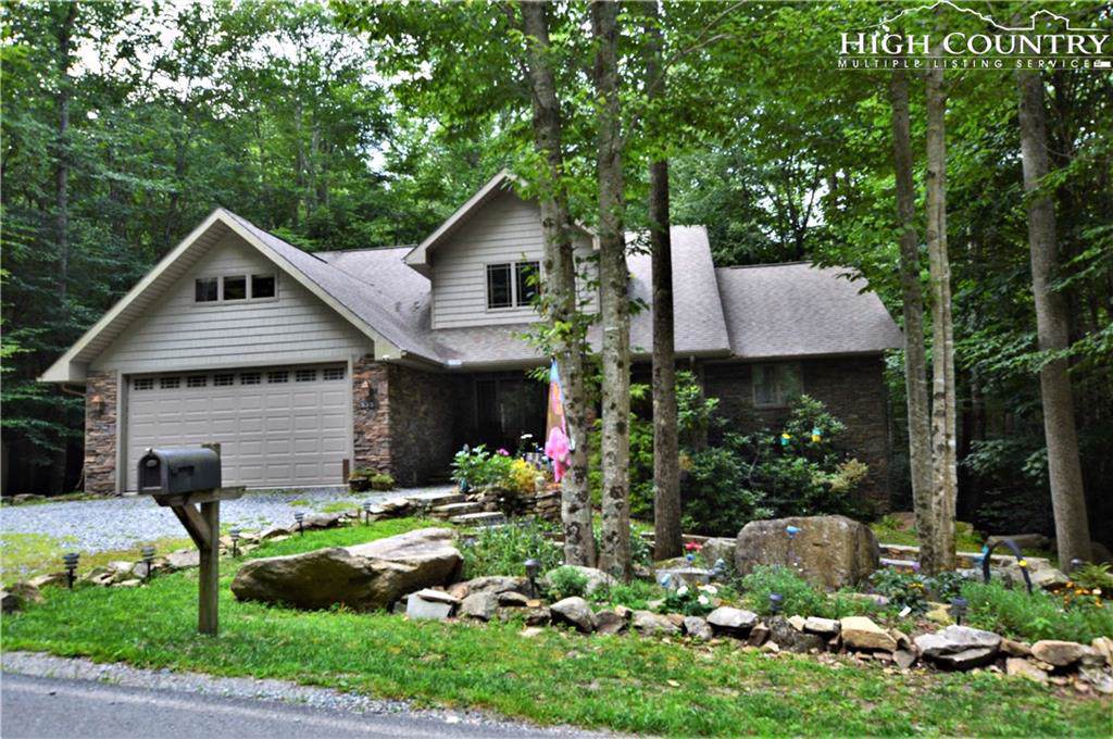 535 Pinnacle Ridge Road - Photo 1