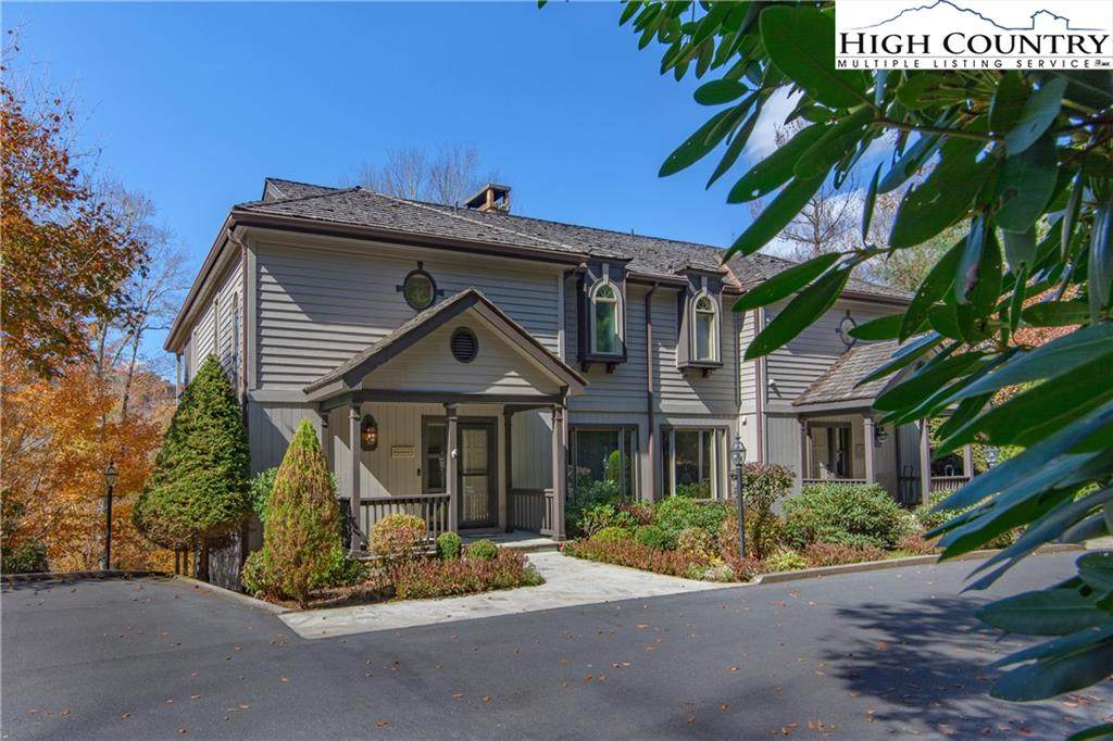 659 Clubhouse Drive - Photo 1