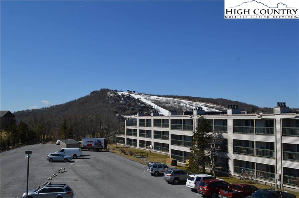 301 Pinnacle Inn Road - Photo 1