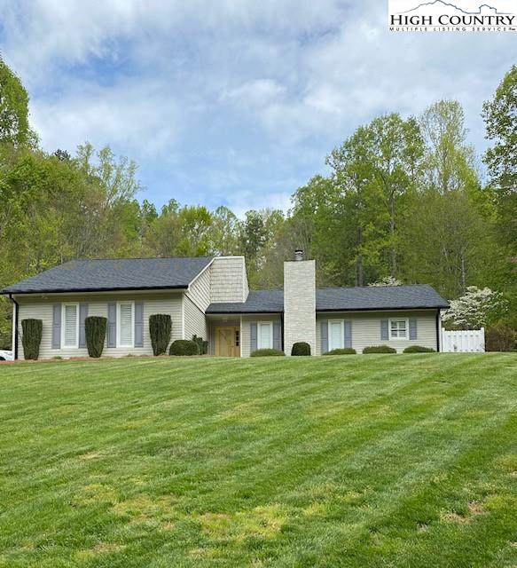 559 Country Club Hills - Photo 1