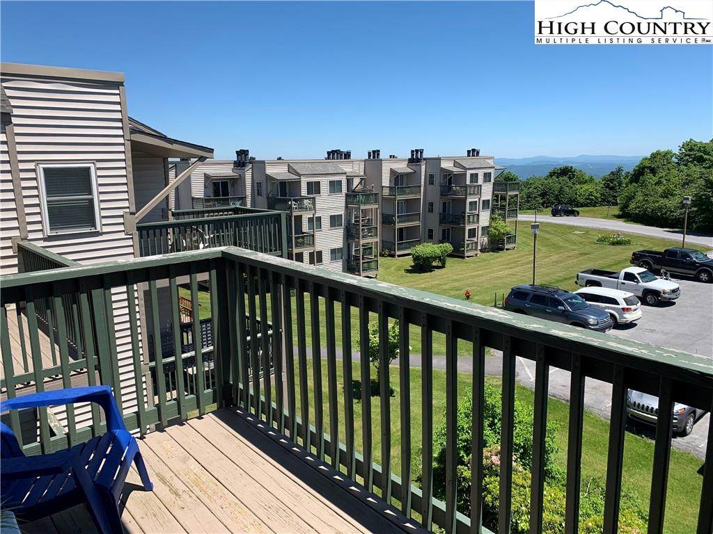 301 Pinnacle Inn Road - Photo 1
