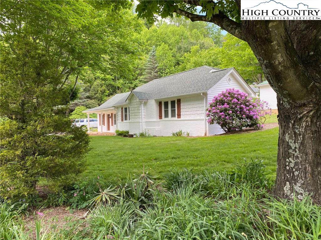 992 Highway 194 Highway - Photo 1