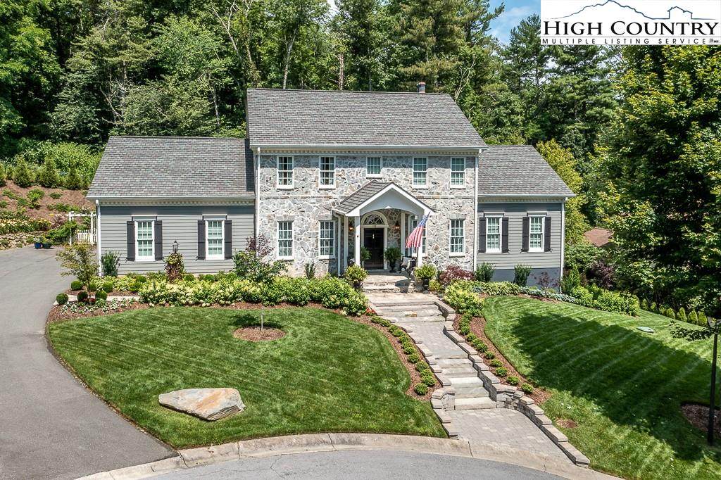 172 Grove Way - Photo 1