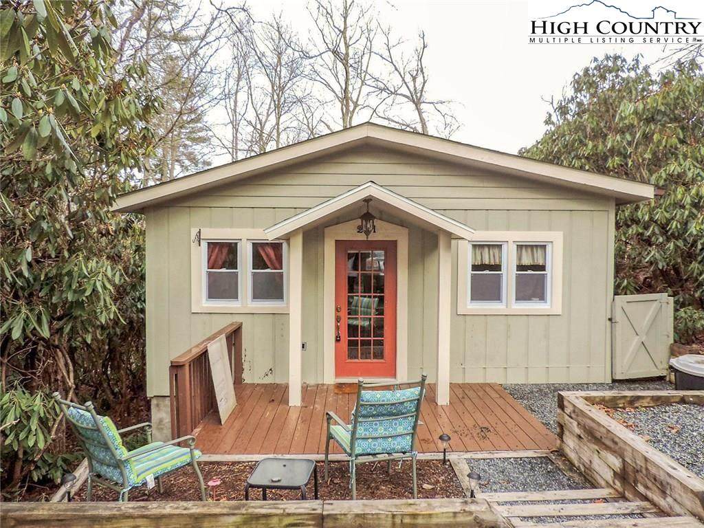 251 Elderberry Loop - Photo 1