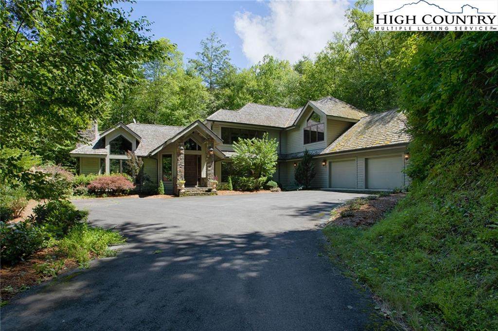 348 Cardinal Court - Photo 1
