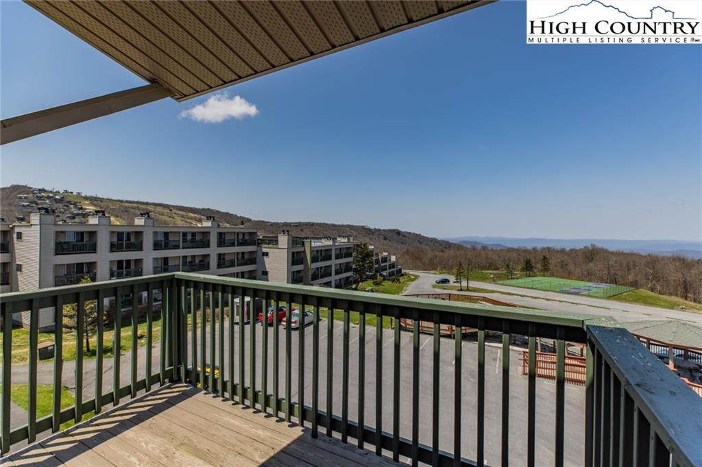 301 Pinnacle Inn Road - Photo 1