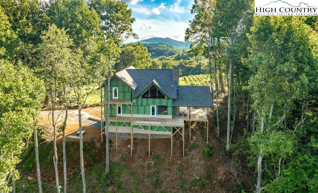 118 Turning Leaf Drive - Photo 1
