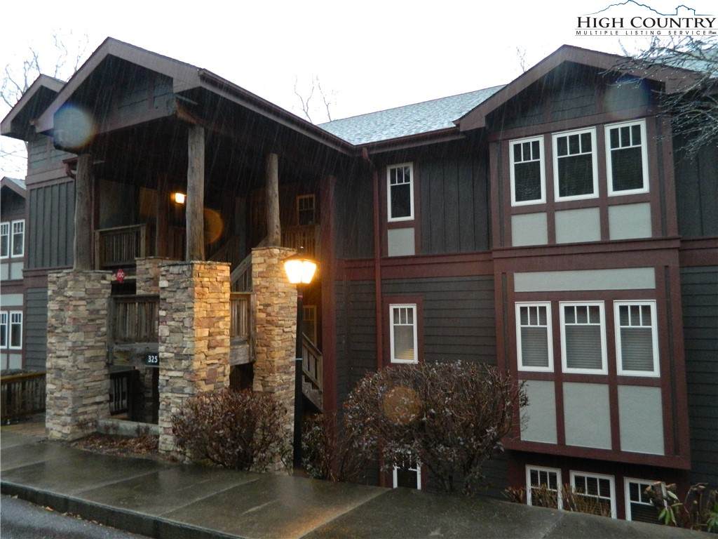 325 Peaceful Haven Drive - Photo 1