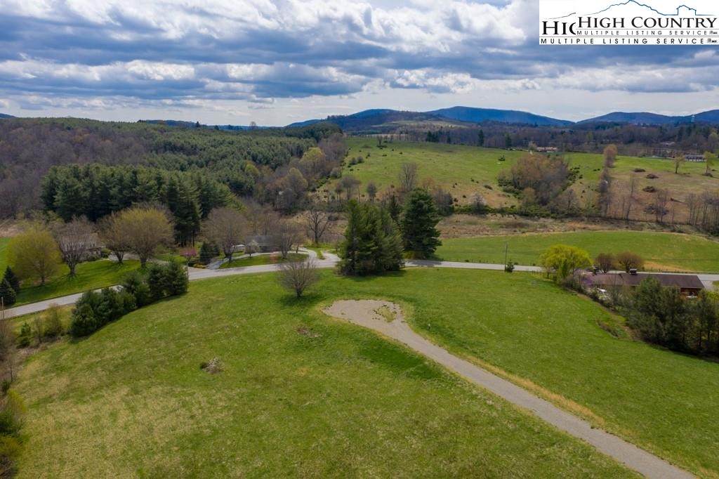 3 Autumn Glen Drive - Photo 1