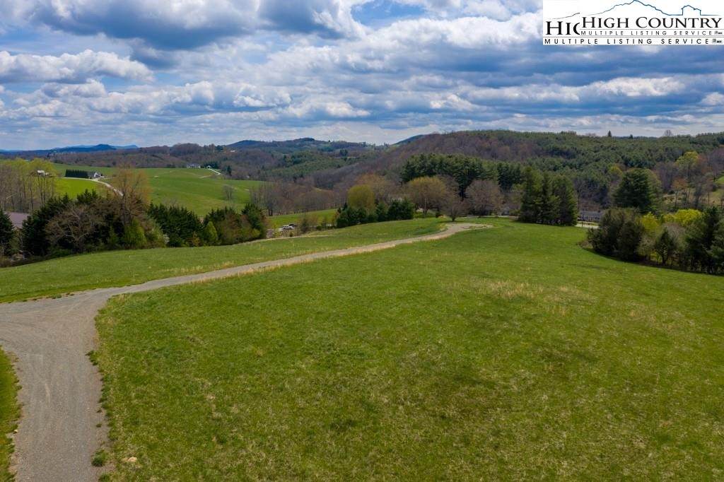 #4 Autumn Glen Drive - Photo 1