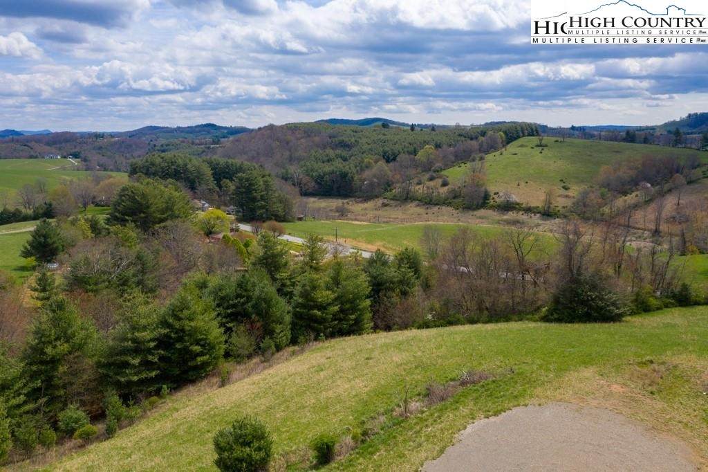 10 Autumn Glen Drive - Photo 1