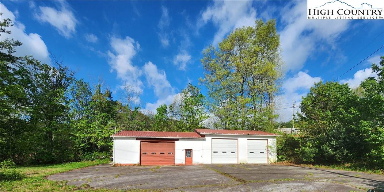 2535 Us Hwy 221 N - Photo 1