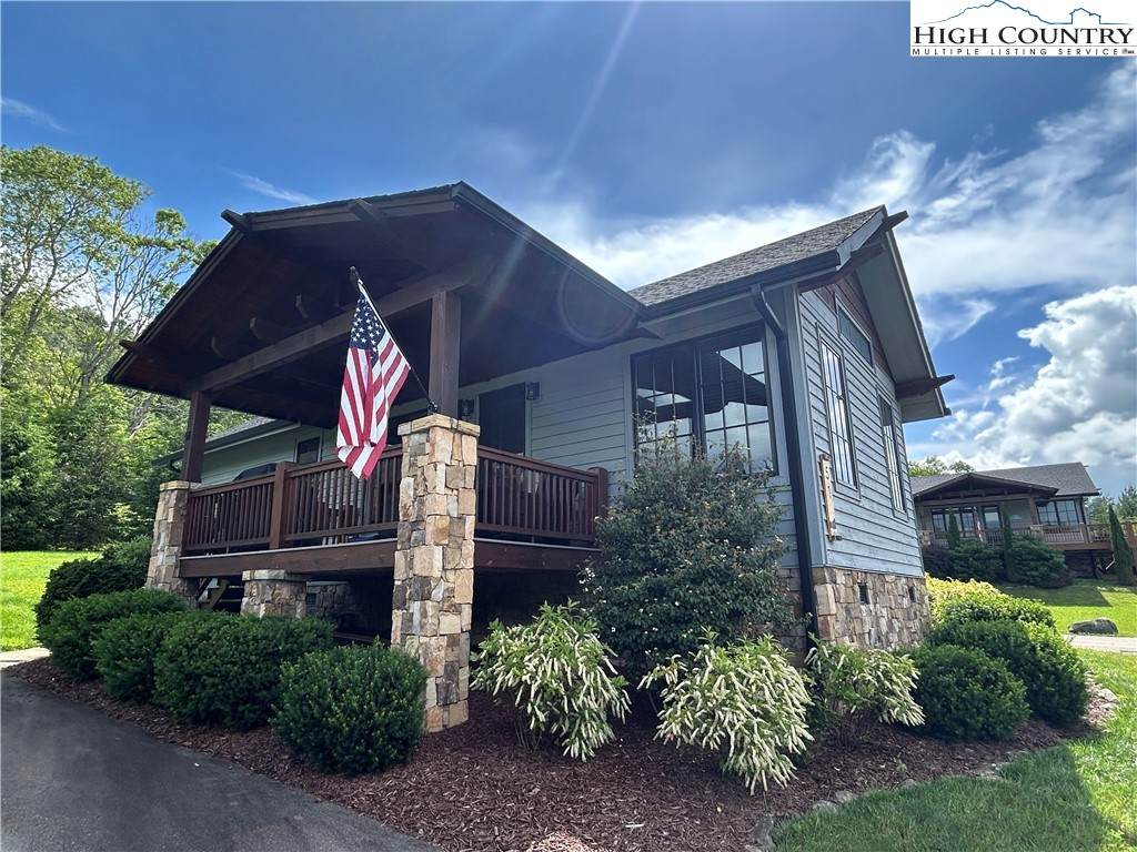 51 Valley View - Photo 1