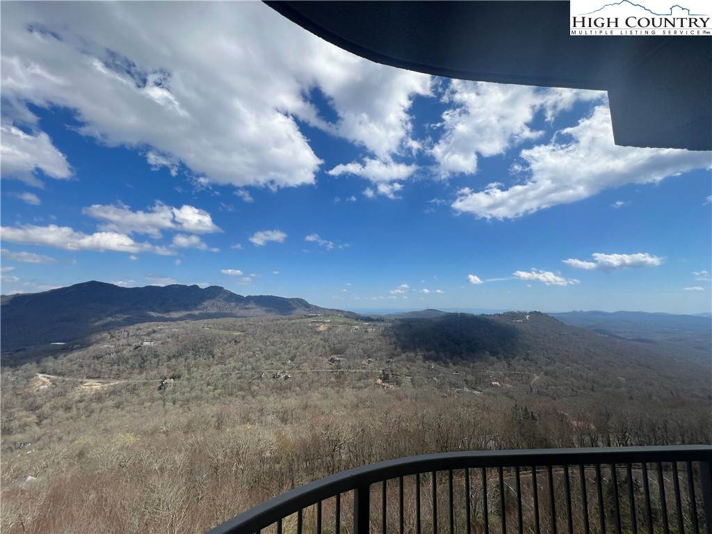 303 Sugar Top Drive - Photo 1