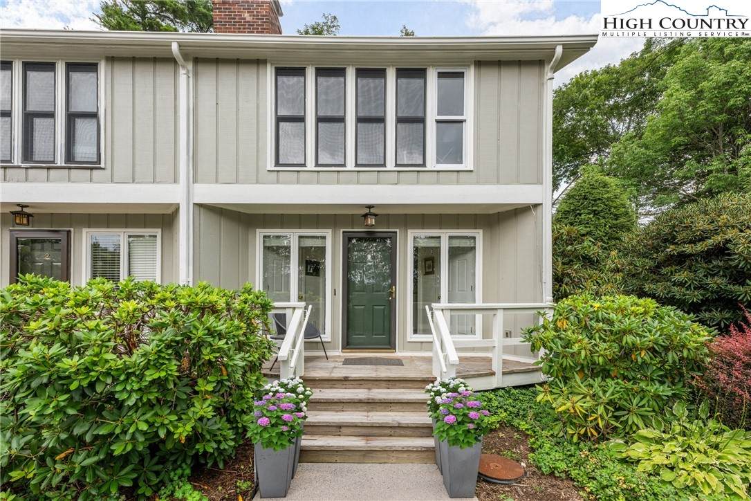 123 Pinnacle Avenue - Photo 1