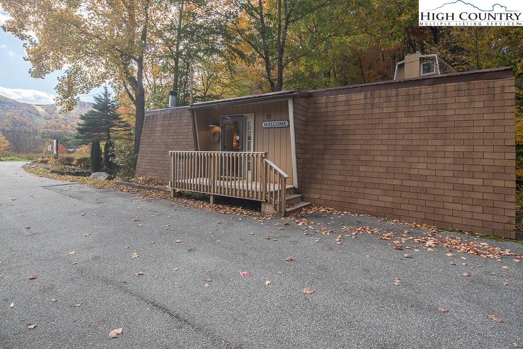 21 Creekside Road - Photo 1