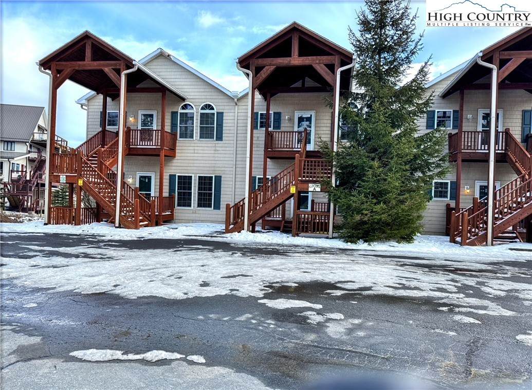 3441 Beech Mountain Parkway - Photo 1