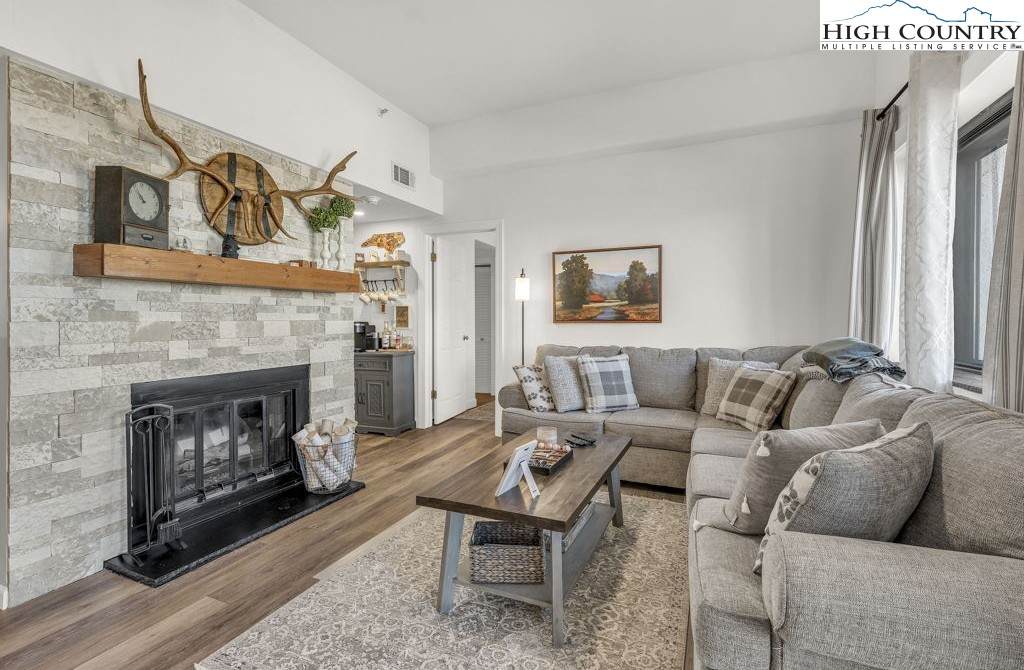 303 Sugar Top Drive - Photo 1