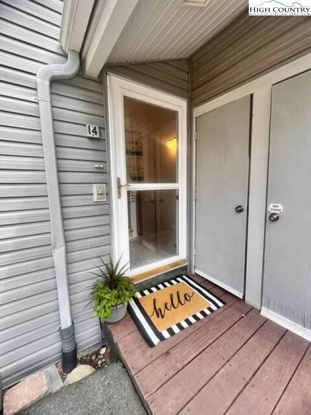 1040 Sugar Mountain Drive - Photo 1