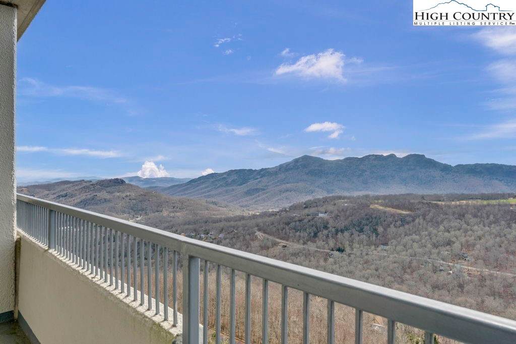 303 Sugar Top Drive - Photo 1