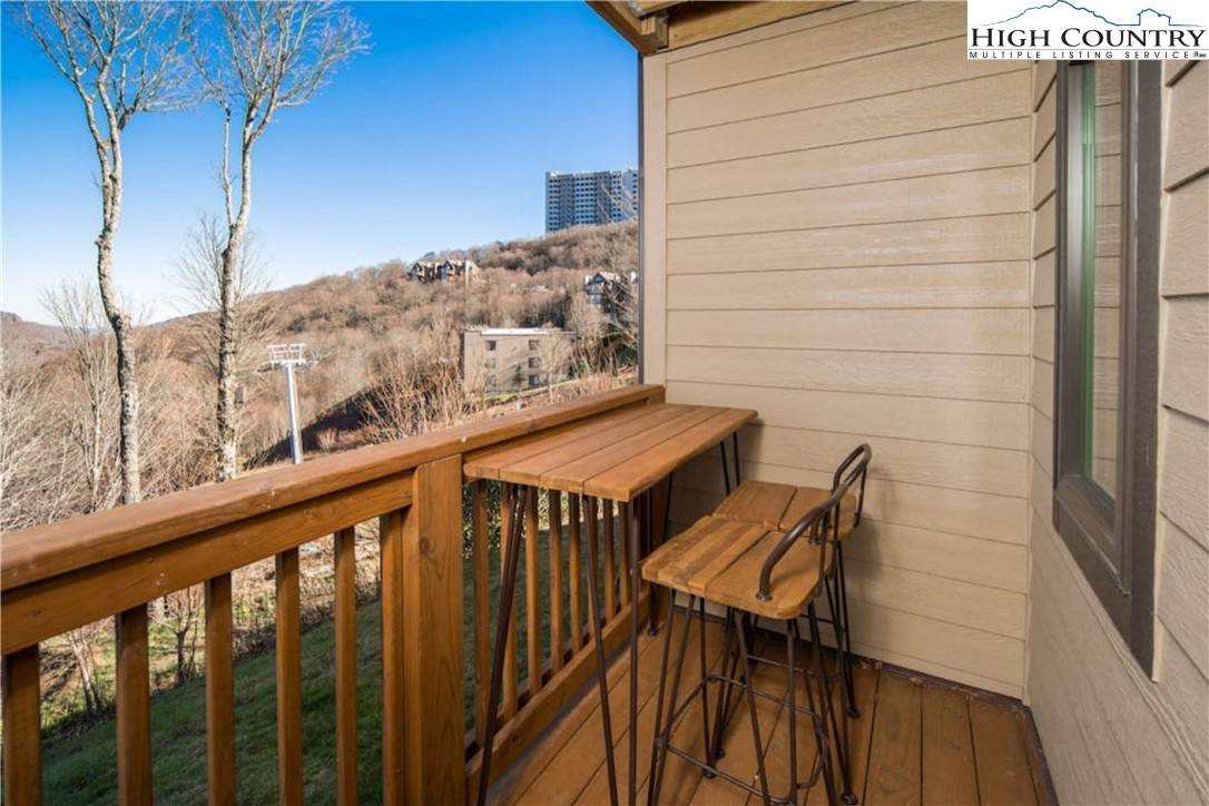 102 Sugar Ski Drive - Photo 1