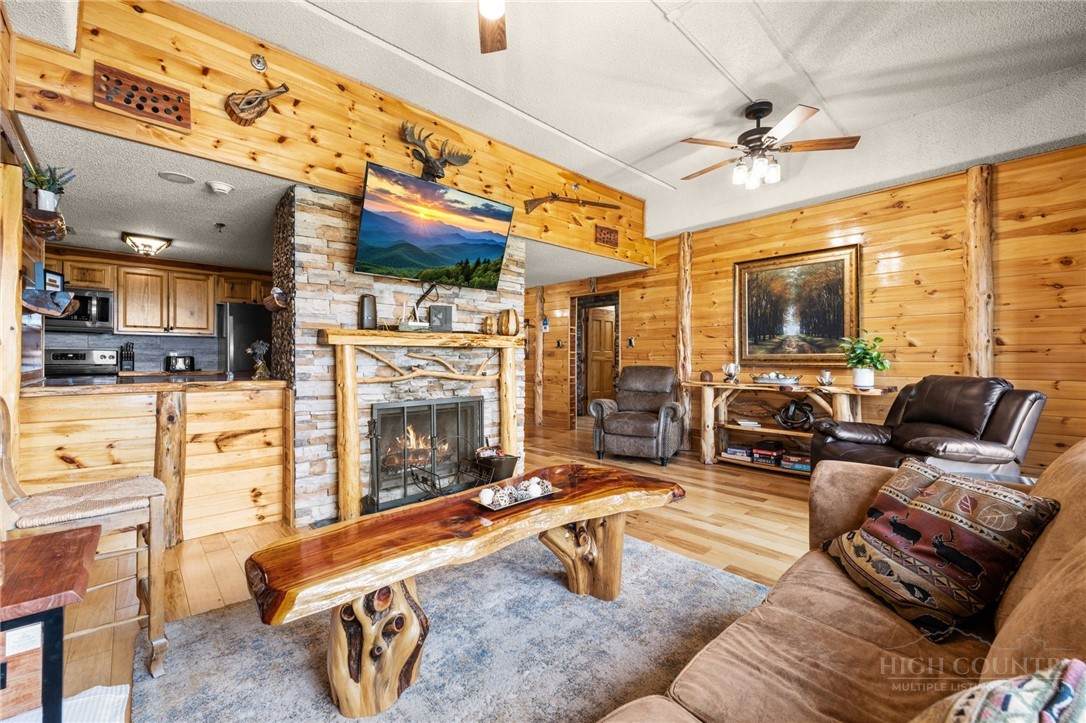 303 Sugar Top Drive - Photo 1