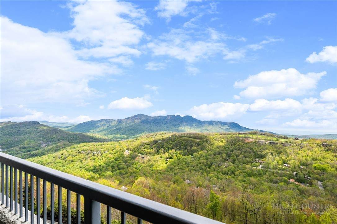 https://bt-photos.global.ssl.fastly.net/boone/orig_boomver_1_262200-2.jpg