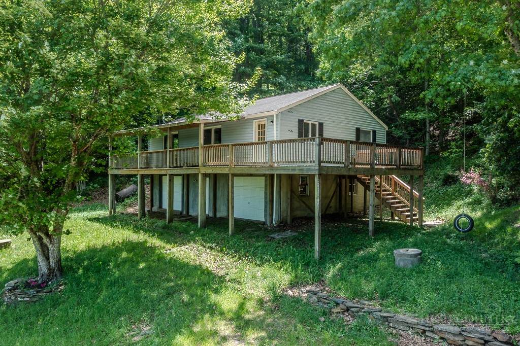 933 Autumn Valley Drive - Photo 1