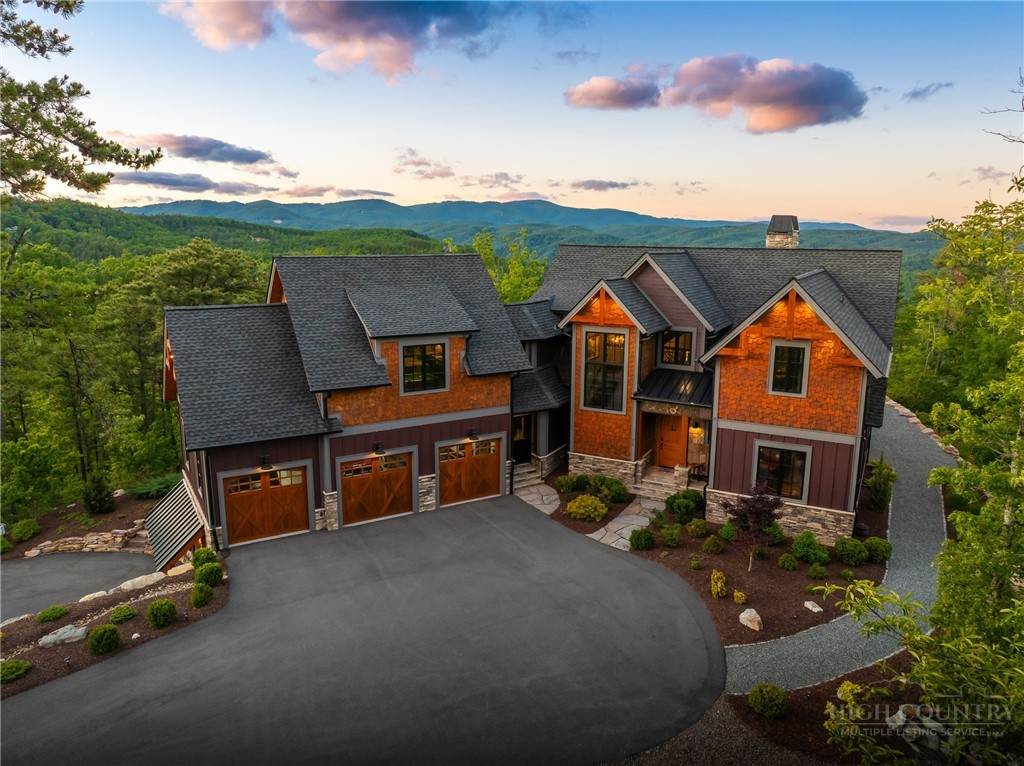 220 Persimmon Lane - Photo 1