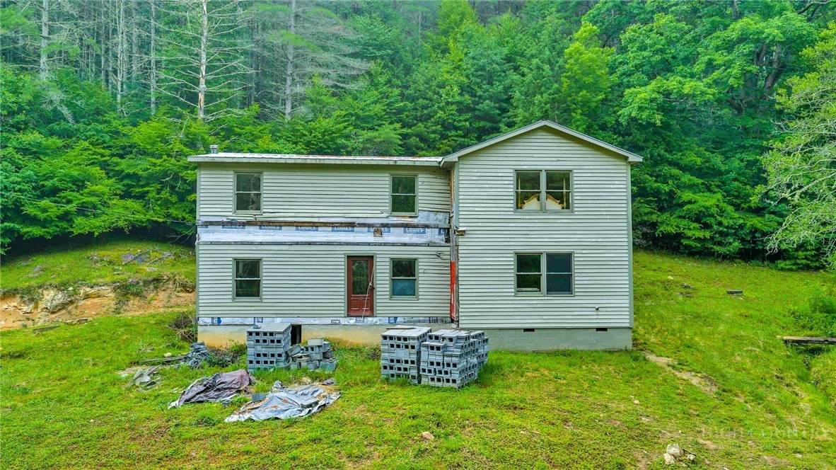 231 Fletcher Creek Lane - Photo 1