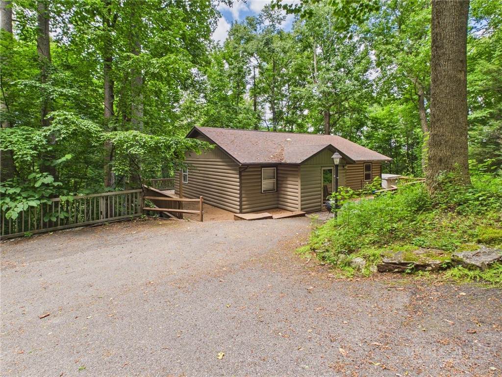 442 Timberlane Drive - Photo 1