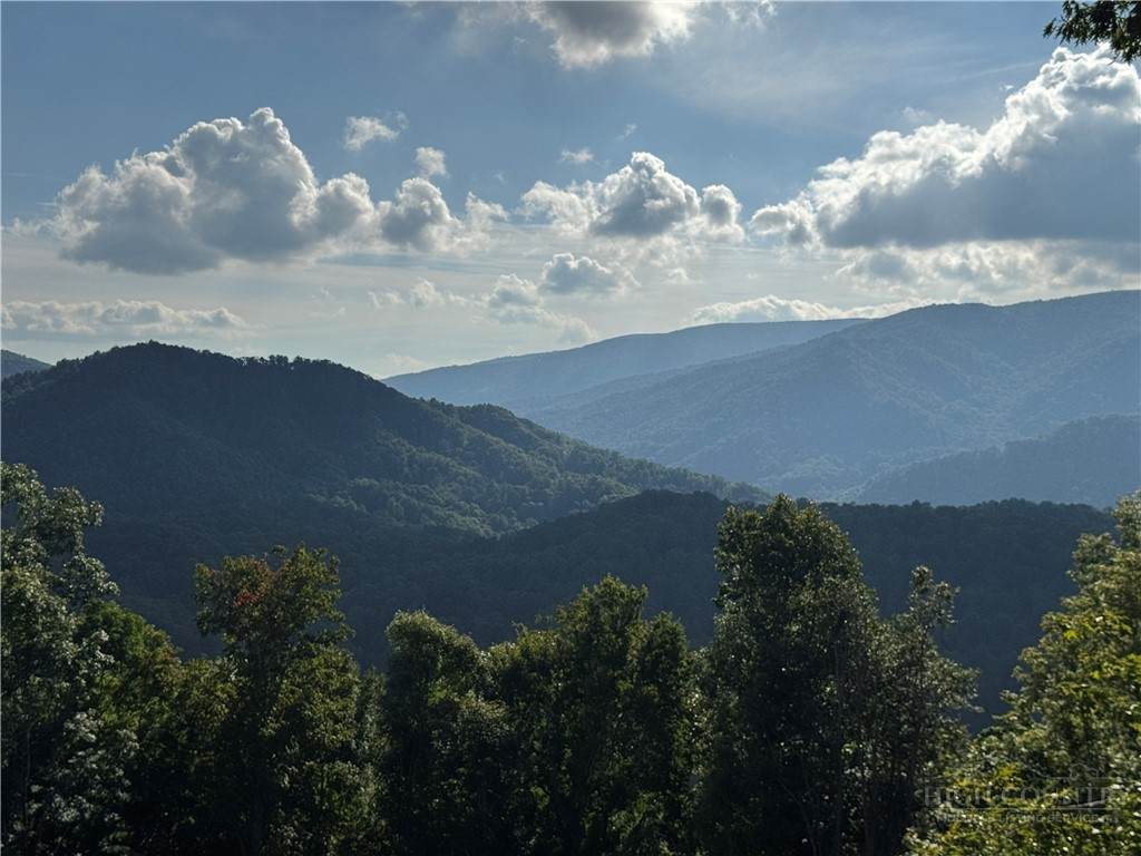 https://bt-photos.global.ssl.fastly.net/boone/orig_boomver_1_264493-2.jpg